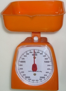 Весы кухонные   5кг механические квадратные КСА-003 /24